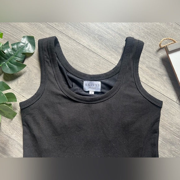 Skivys Femme Black Ribbed Tank Top w Built In Sports Bra Support. Size S - Picture 2 of 12